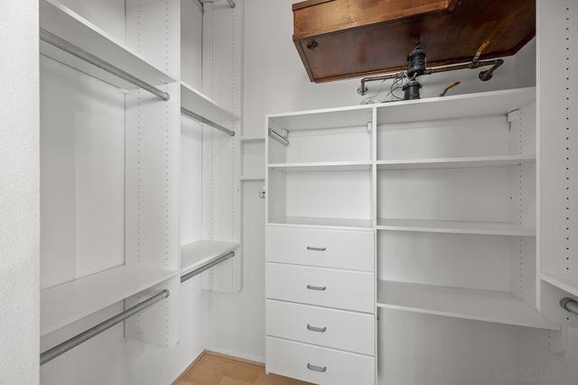 Walk-in Closet