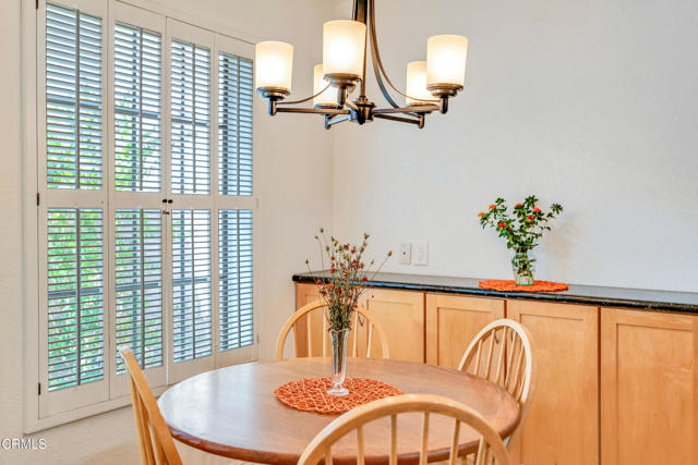 Detail Gallery Image 10 of 52 For 945 Mchugh Ct, Ventura,  CA 93003 - 3 Beds | 2/1 Baths