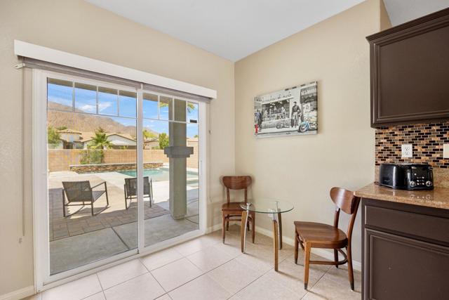 3764 Vista Dunes, Palm Springs CA: https://media.crmls.org/mediaz/474cbb84-dd4b-4772-91d5-4bd65f23ecbd.jpg