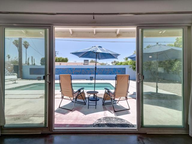27420 Avenida Quintana, Cathedral City CA: https://media.crmls.org/mediaz/474cf2c7-abfd-4dfe-bf56-4746d80ae174.jpg