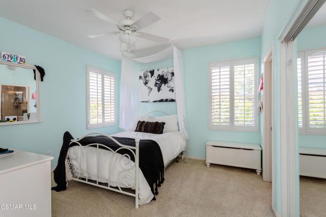 Image 15 of 23 For 68 Twisted Oak Drive