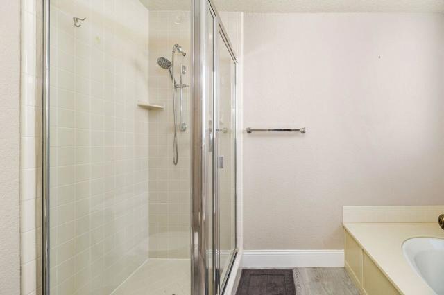 10321 Sunningdale Drive, Rancho Mirage CA: https://media.crmls.org/mediaz/474d2efa-c094-4f6e-bec6-8edfebfa48dd.jpg