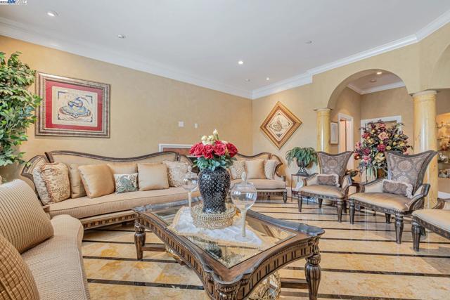 190 Pickering Ave, Fremont CA: https://media.crmls.org/mediaz/474db55a-ba03-4187-9089-799c35af67fb.jpg