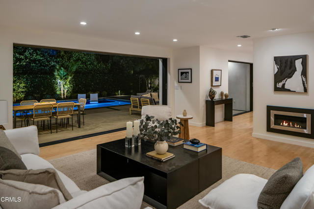 2755 E California Boulevard, Pasadena CA: https://media.crmls.org/mediaz/474df4ad-fb74-4059-9081-9931915df4c5.jpg