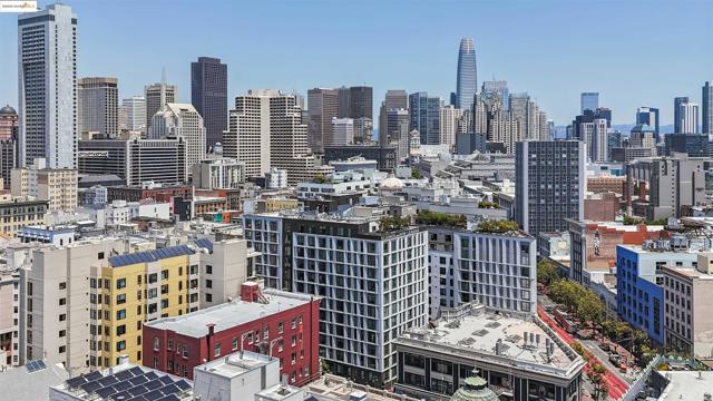 83 McAllister St, San Francisco CA: https://media.crmls.org/mediaz/474e3624-1d29-40da-9c16-84fee50baaef.jpg