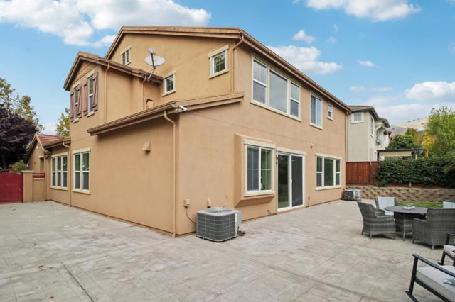 3823 Mosher Drive, San Jose CA: https://media.crmls.org/mediaz/474ef841-b705-4295-a8e0-4cf79689d0b9.jpg