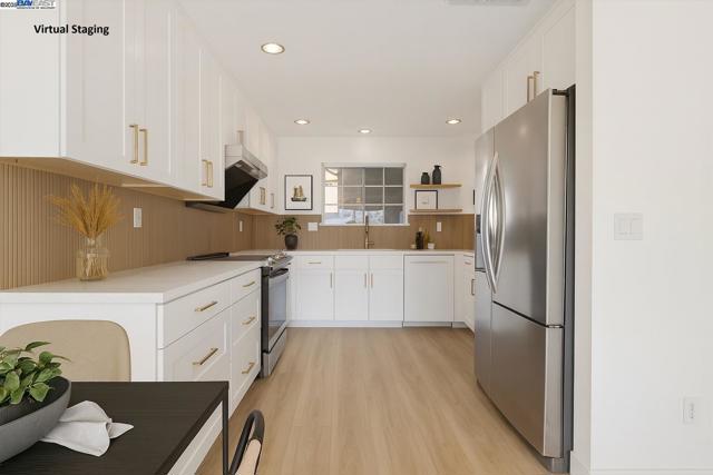 4345 Conejo Dr, Danville CA: https://media.crmls.org/mediaz/47509b95-2a6c-4bd7-8e26-cf0f65d93763.jpg