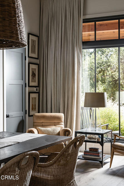 850 Sienna Way, Santa Ynez CA: https://media.crmls.org/mediaz/4751227f-f456-4500-bb33-74579170a2b4.jpg