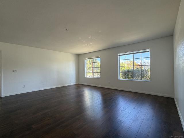 2057 Burton St, San Diego CA: https://media.crmls.org/mediaz/47529488-7542-4589-b909-ea7707eb163c.jpg