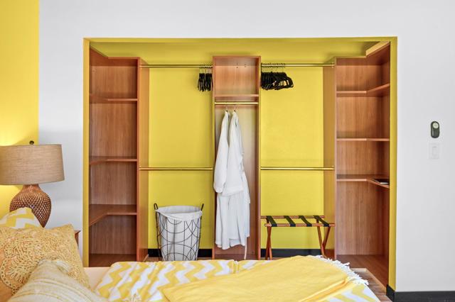 2099 E Racquet Club E Road, Palm Springs CA: https://media.crmls.org/mediaz/4752f40e-6474-42df-83c6-69dd33e3ec29.jpg