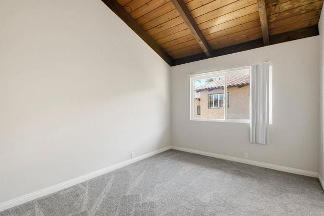 Detail Gallery Image 10 of 49 For 1915 Estrella De Mar Ct #C,  Carlsbad,  CA 92009 - 2 Beds | 2/1 Baths