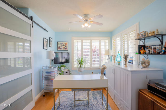 31123 Village 31, Camarillo CA: https://media.crmls.org/mediaz/47542a6d-646e-4aec-a7a5-dfb909e84858.jpg