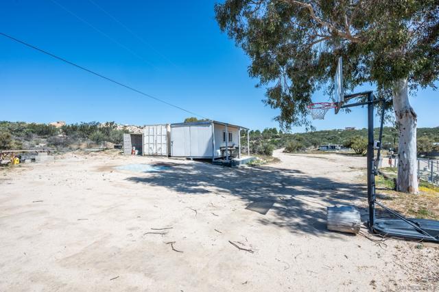 1525 Tea Rose Lane, Jacumba CA: https://media.crmls.org/mediaz/475463fb-f7eb-4de2-b16f-47ac8eba5d9b.jpg