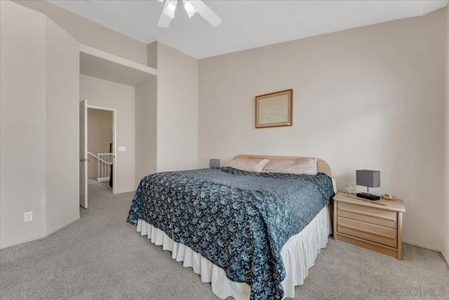 938 Camino De La Reina, San Diego CA: https://media.crmls.org/mediaz/47547e80-7411-4647-a551-a6daa63f2b82.jpg