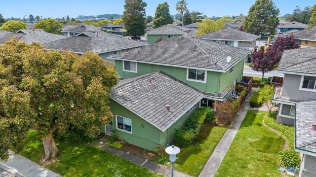 1455 45th Avenue, Capitola CA: https://media.crmls.org/mediaz/4755d133-1bcb-45fe-86c1-f12459df8f20.jpg