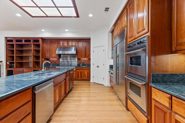 5000 Peach Blossom Lane, Oakdale CA: https://media.crmls.org/mediaz/4755e9d5-84c8-46a7-801e-fcd8c1c004e1.jpg