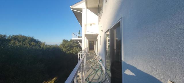 2612 Hallmark Drive, Belmont CA: https://media.crmls.org/mediaz/47569792-e429-4228-92f0-f9f0475ac35a.jpg