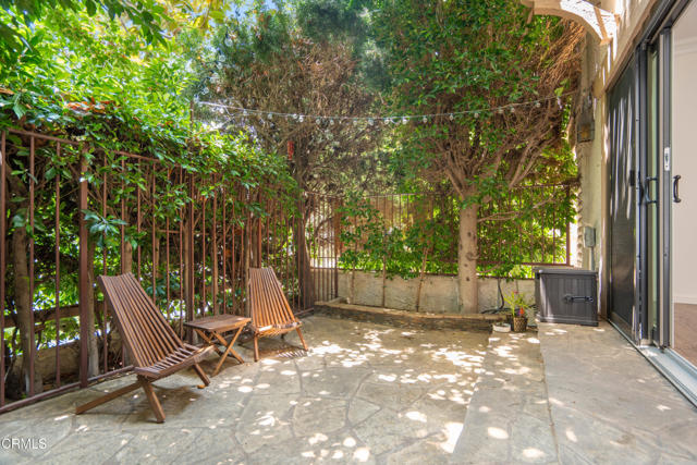 1850 Midvale Avenue, Los Angeles CA: https://media.crmls.org/mediaz/4756ecde-a828-4d08-9093-313a21671ad1.jpg