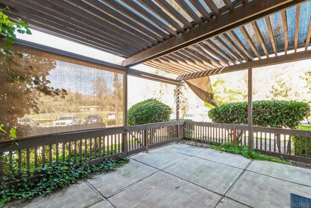 Image 24 of 30 For 23631 Country Villa Rd