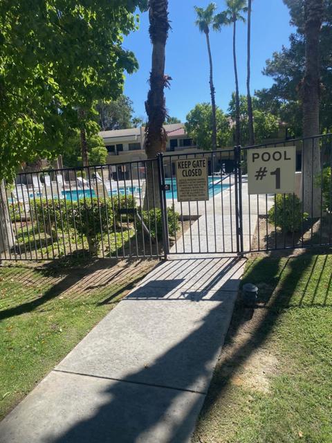 2820 N Arcadia Court #111, Palm Springs, CA 92262