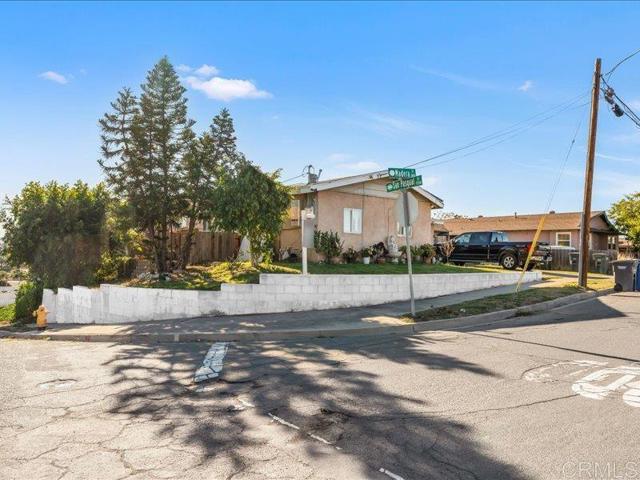 Detail Gallery Image 1 of 14 For 2049 Madera St, Lemon Grove,  CA 91945 - 3 Beds | 2 Baths