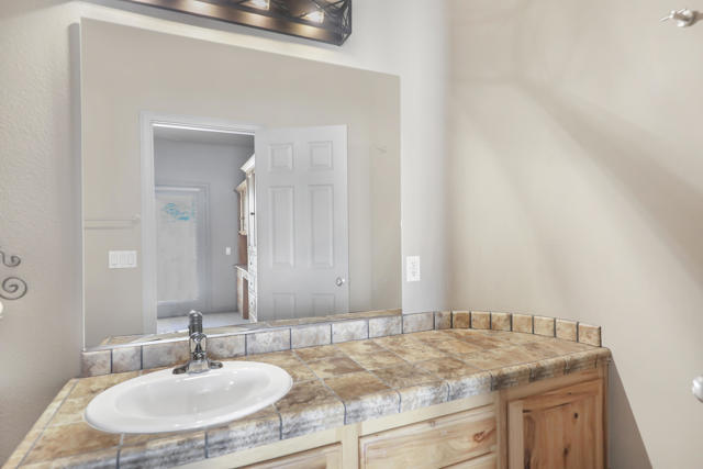 49110 Vista Drive, Morongo Valley CA: https://media.crmls.org/mediaz/4758b7fe-85d0-4655-93d8-93b42a039436.jpg