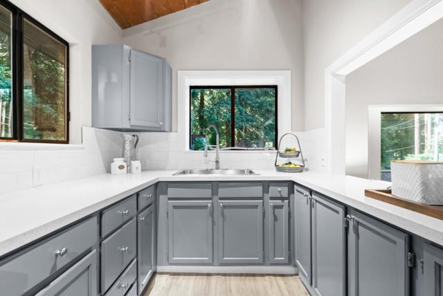 606 Madrona Road, Boulder Creek CA: https://media.crmls.org/mediaz/4758d96c-c698-452b-af0e-05758b87fb02.jpg
