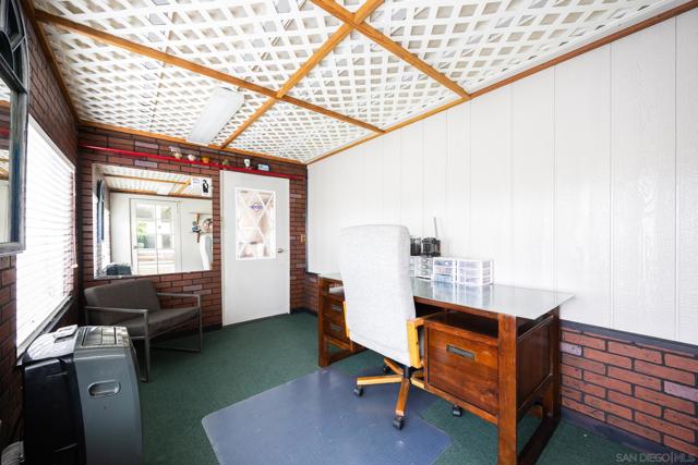 2130 Sunset Dr, Vista CA: https://media.crmls.org/mediaz/4758e2b3-e880-46e2-a76f-a0b090a494b2.jpg