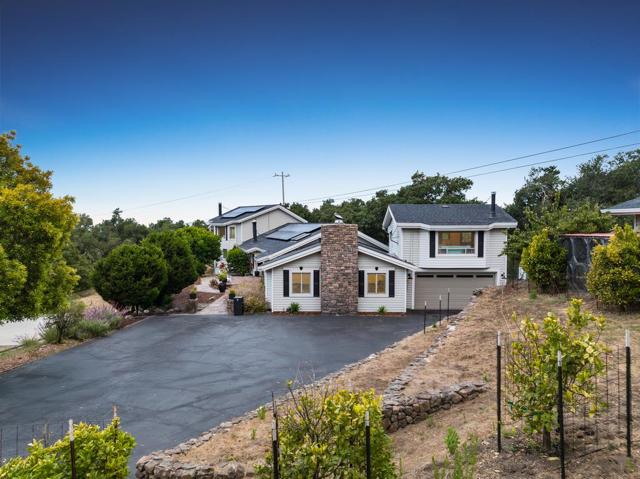 1501 Hidden Valley Road, Soquel CA: https://media.crmls.org/mediaz/4759702d-487a-40f9-be48-a16d738dd9df.jpg