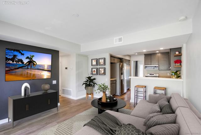 10497 Caminito Mayten, San Diego CA: https://media.crmls.org/mediaz/475a1903-1cd6-4b34-ac83-7945e0b9c56a.jpg