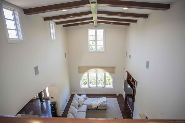 16632 Rose Of Tralee Ln, San Diego CA: https://media.crmls.org/mediaz/475a1df4-b2dd-438b-a4c2-302938c90d0a.jpg