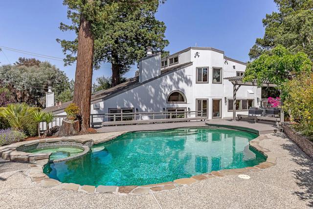 1231 Gronwall Lane, Los Altos CA: https://media.crmls.org/mediaz/475ab7f2-0a52-4e46-8417-f52ae6435b0c.jpg