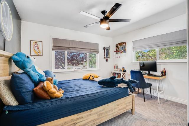 1271 Via Sendero, Escondido CA: https://media.crmls.org/mediaz/475acb0a-d6e5-42c1-9c1e-9cac28ad2496.jpg