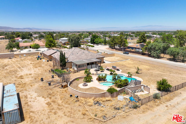42094 W 21st Street, Lancaster CA: https://media.crmls.org/mediaz/475b0f6a-a79b-44cc-bfa9-b3bd53281b10.jpg