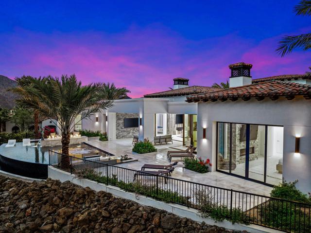 53985 Del Gato Drive, La Quinta CA: https://media.crmls.org/mediaz/475b17c1-2a43-4023-8f68-634f949f005a.jpg