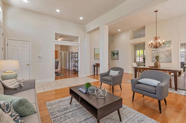 18400 Capistrano Way, Morgan Hill CA: https://media.crmls.org/mediaz/475b2514-853b-4ddb-a8c1-5caac50c2515.jpg