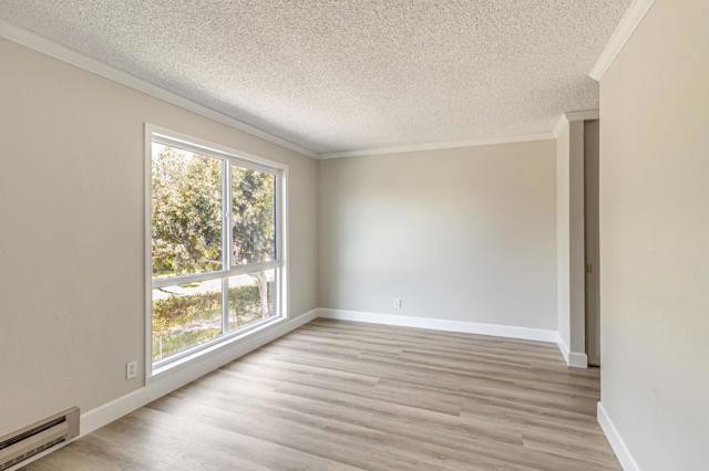 4175 George Avenue, San Mateo CA: https://media.crmls.org/mediaz/475d49d3-ccef-4643-958b-43dabaec3647.jpg