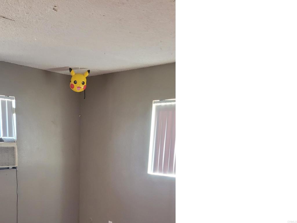 https://media.crmls.org/mediaz/475fa548-27e5-4509-b075-595b57b20059.jpg?preset=X-Large