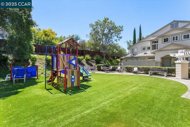 1310 Sutter Creek Ln, San Ramon CA: https://media.crmls.org/mediaz/475ff91f-3b0d-4eb6-bbd1-3c4370f574fa.jpg