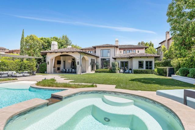 5825 Meadows Del Mar, San Diego CA: https://media.crmls.org/mediaz/4760b59b-ac23-4f0e-bfab-320b89da343d.jpg
