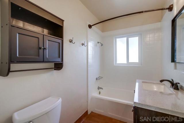 6926 28 Amherst St, San Diego CA: https://media.crmls.org/mediaz/4761e469-56e7-46b7-9b0b-7dfed2803bab.jpg