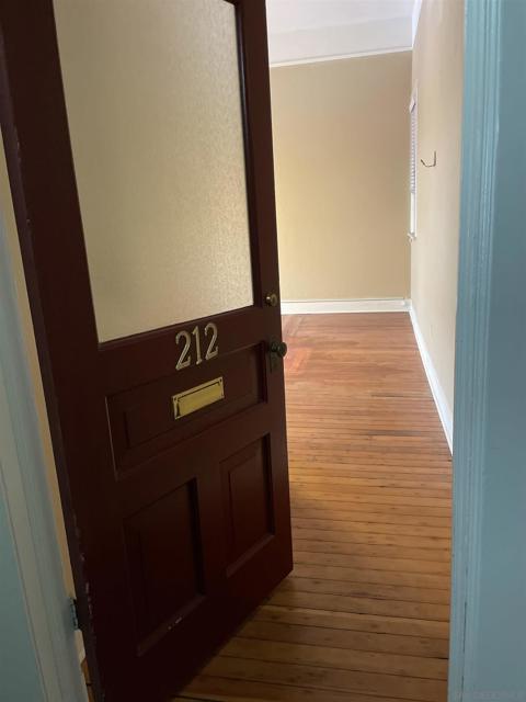 Image 47 of 60 For 527 F Street