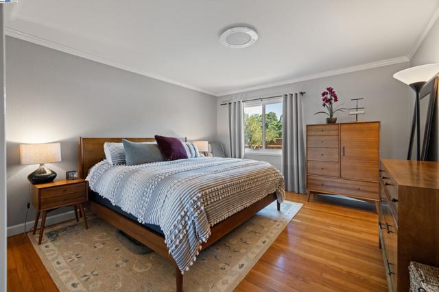 4457 LINDA WAY, Pleasanton CA: https://media.crmls.org/mediaz/4762f359-6cfb-4358-b70b-426ac0a3c136.jpg