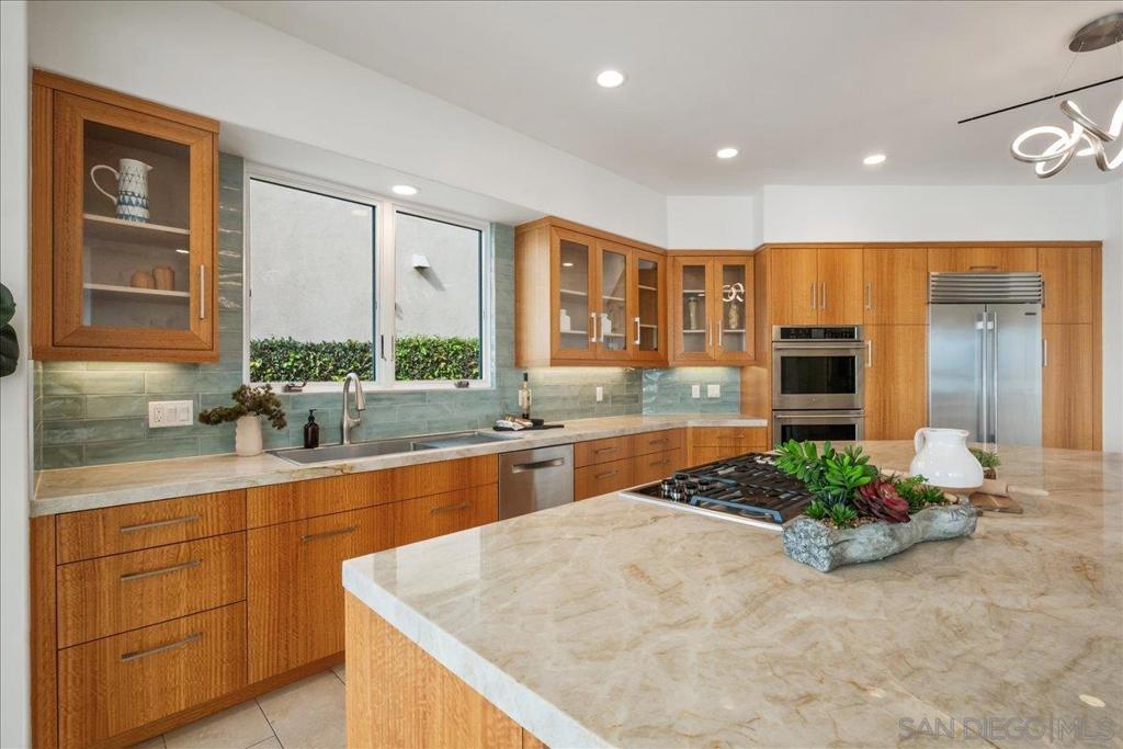 3535 Riviera Drive - photo 13