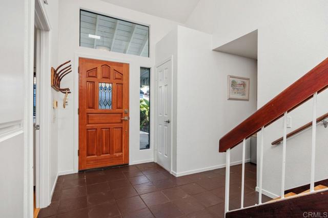 Detail Gallery Image 4 of 42 For 2647 Cazadero Drive, Carlsbad,  CA 92009 - 3 Beds | 2 Baths