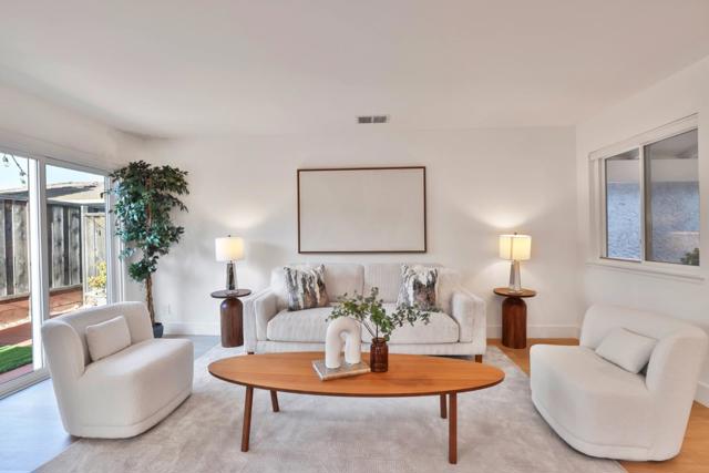 4581 Shadowhurst Court, San Jose CA: https://media.crmls.org/mediaz/476474d9-ad13-40ac-98c8-b316707bbe9a.jpg