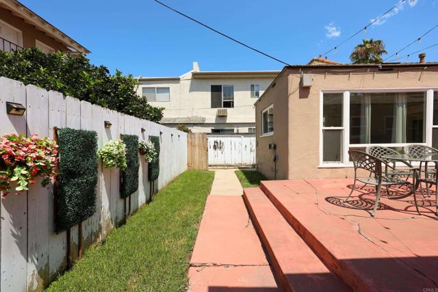 4662 Bancroft, San Diego CA: https://media.crmls.org/mediaz/4765d530-48ae-43de-bf83-f71912ab9086.jpg