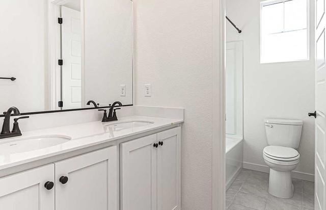16041 Testarossa Street, Lathrop CA: https://media.crmls.org/mediaz/47663759-a7d6-4240-8a11-6c48a7d40dc2.jpg