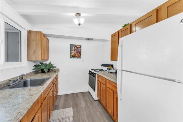27837 Ormond Avenue, Hayward CA: https://media.crmls.org/mediaz/47674496-392a-41f2-8503-3c79b0b8529c.jpg