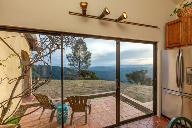 16420 Soda Springs Road, Los Gatos CA: https://media.crmls.org/mediaz/476768a4-f413-4d96-aa85-3c502d3bae7c.jpg